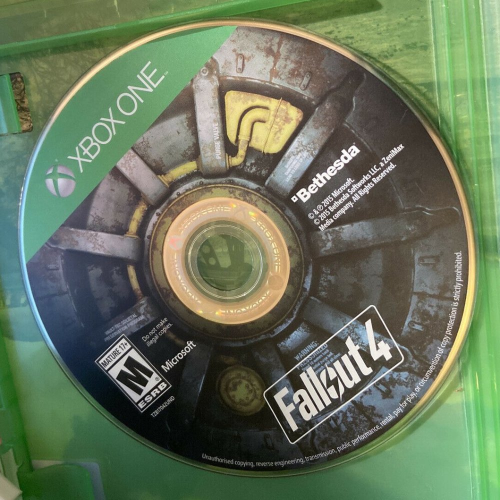 Fallout 4: Xbox One Video Game - Picture 2 of 3